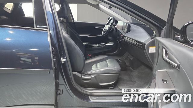 Kia EV6 2022 — photo 16