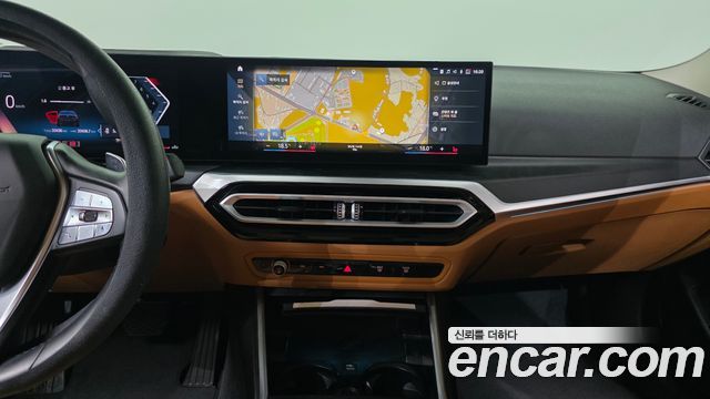 BMW 3-Series 2023 — photo 19