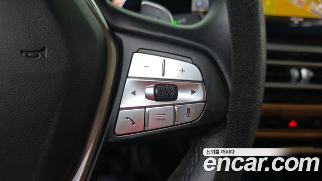 BMW 3-Series 2023 — photo 27