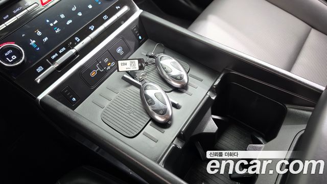 Hyundai Santafe 2024 — photo 12