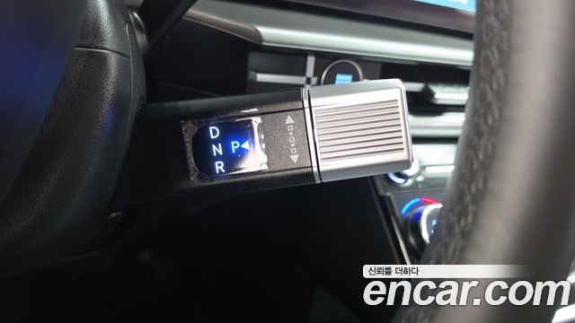 Hyundai Santafe 2024 — photo 23