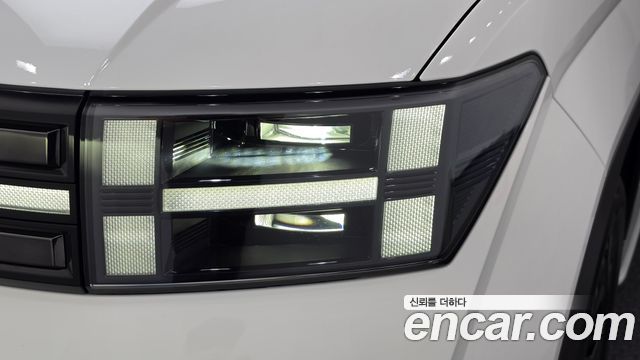 Hyundai Santafe 2024 — photo 8