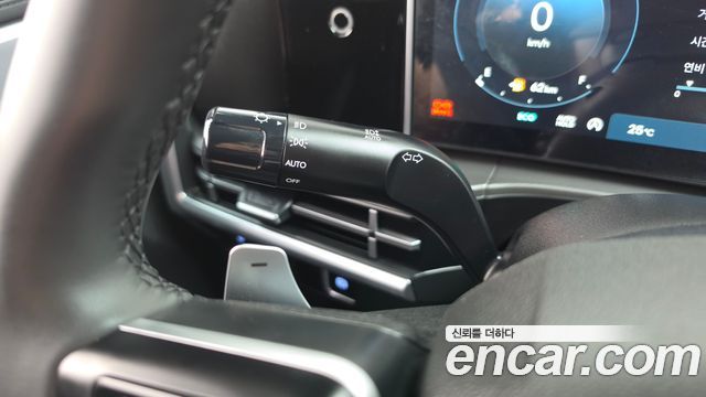 Hyundai Santafe 2024 — photo 30