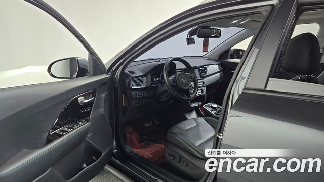 Kia Niro 2019 — photo 13