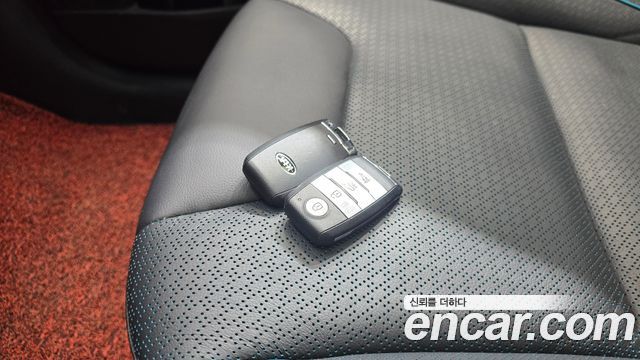 Kia Niro 2019 — photo 21