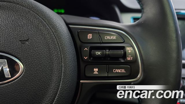Kia Niro 2019 — photo 22