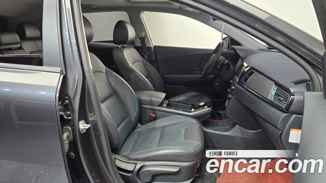 Kia Niro 2019 — photo 16