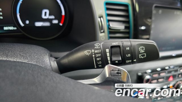 Kia Niro 2019 — photo 28