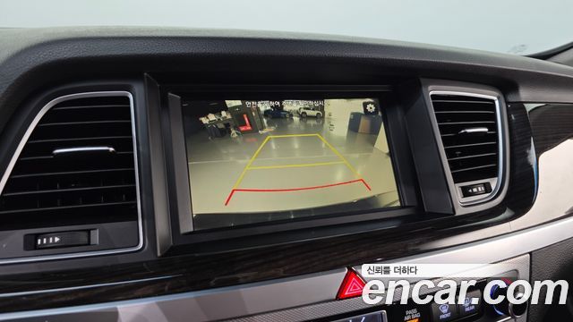 Genesis G80 2017 — photo 21