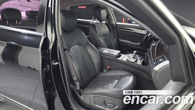 Genesis G80 2017 — photo 16