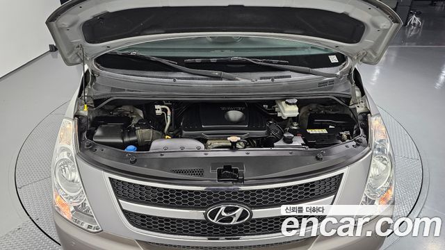 Hyundai Starex 2014 — photo 6