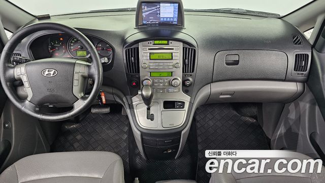 Hyundai Starex 2014 — photo 10