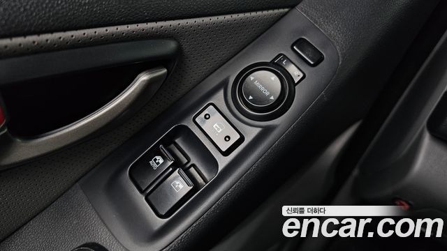 Hyundai Starex 2014 — photo 19
