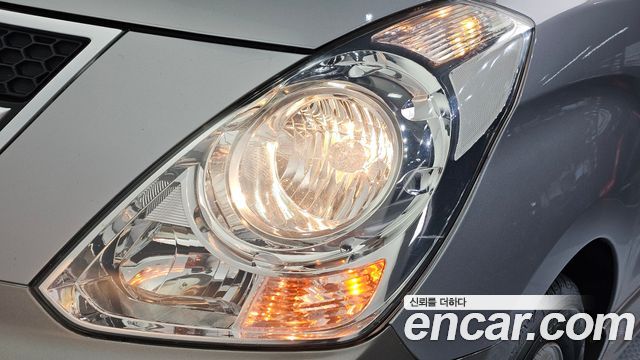 Hyundai Starex 2014 — photo 8