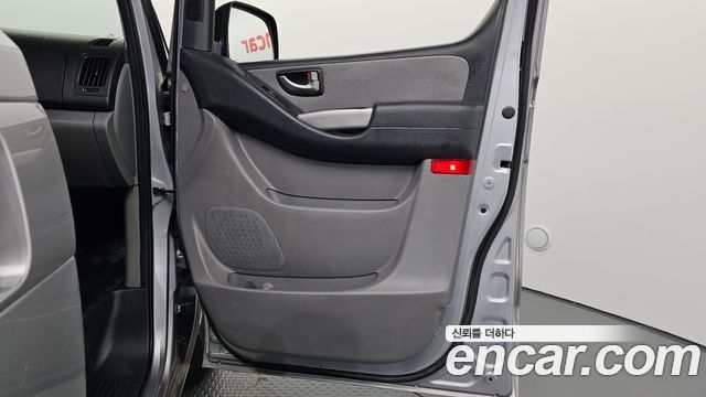 Hyundai Starex 2014 — photo 14