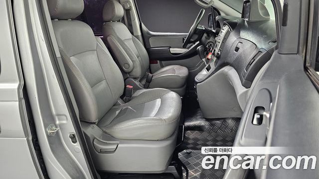 Hyundai Starex 2014 — photo 16
