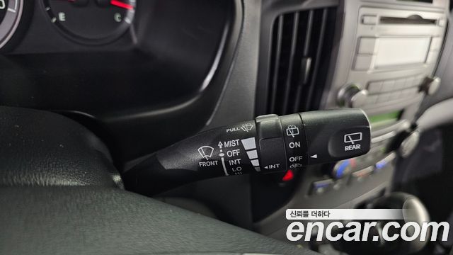 Hyundai Starex 2014 — photo 29