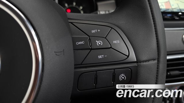 Fiat 500X 2016 — photo 23