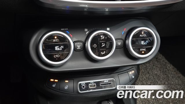 Fiat 500X 2016 — photo 31