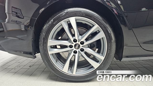 Audi A6 2021 — photo 5