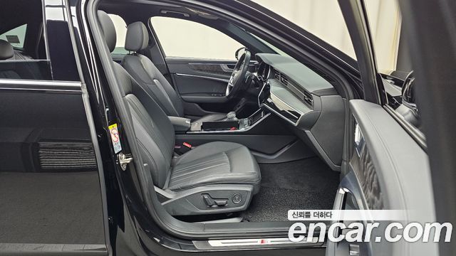 Audi A6 2021 — photo 16