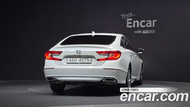 Honda Accord 2018 — photo 4