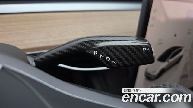 Tesla Model Y 2022 — photo 12