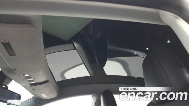 Tesla Model Y 2022 — photo 24