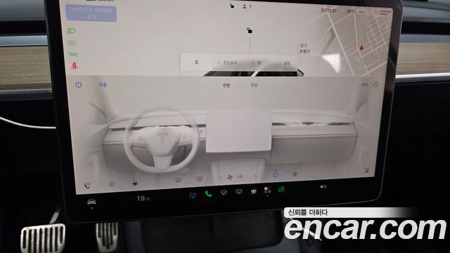 Tesla Model Y 2022 — photo 29