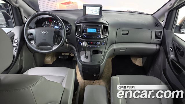 Hyundai Starex 2019 — photo 10