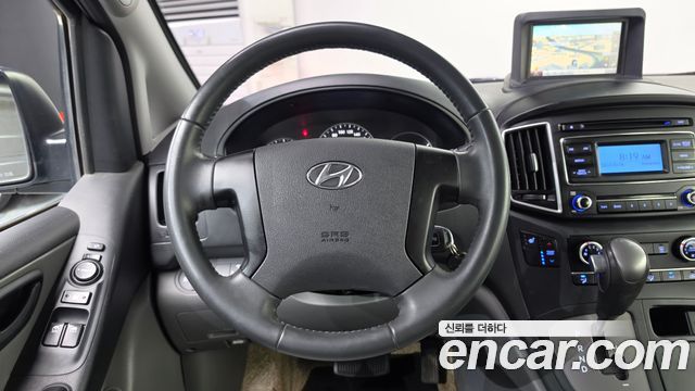 Hyundai Starex 2019 — photo 19