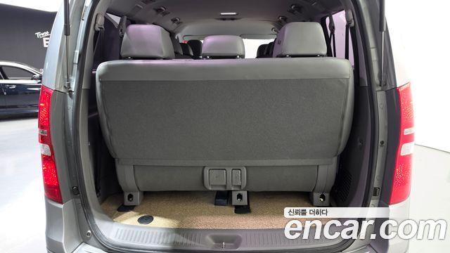 Hyundai Starex 2019 — photo 25