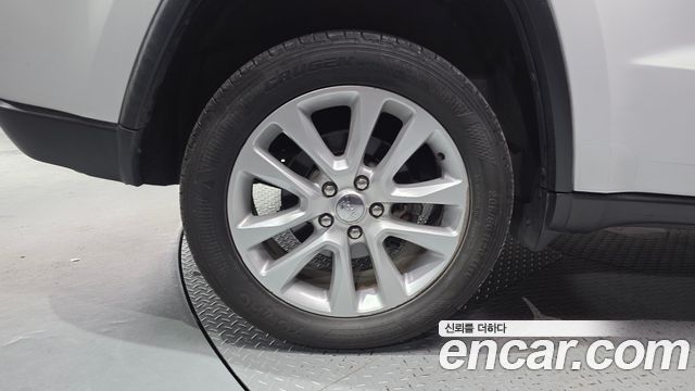 Jeep Cherokee 2017 — photo 5