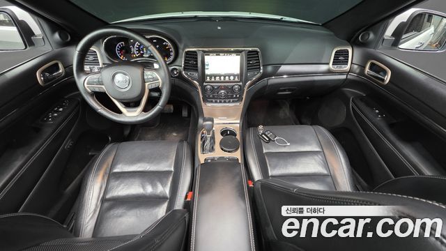Jeep Cherokee 2017 — photo 7