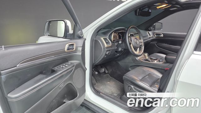 Jeep Cherokee 2017 — photo 10