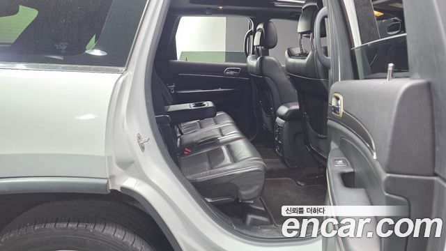 Jeep Cherokee 2017 — photo 12