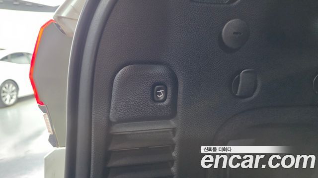 Jeep Cherokee 2017 — photo 18