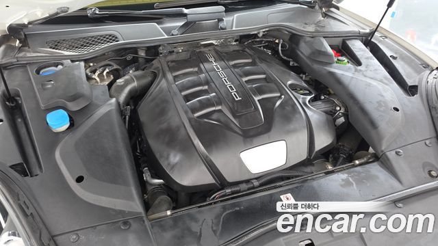 Porsche Cayenne 2017 — photo 6