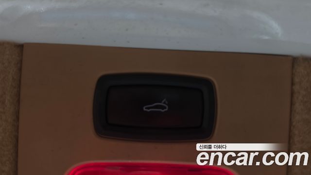 Porsche Cayenne 2017 — photo 17