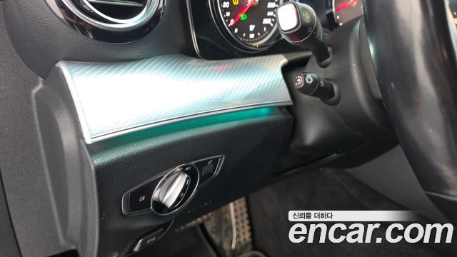 Mercedes-Benz E-Class 2020 — photo 28
