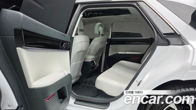 Hyundai Grandeur 2025 — photo 32