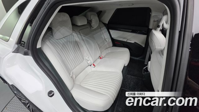 Hyundai Grandeur 2025 — photo 34