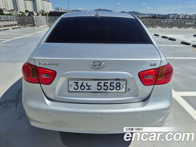 Hyundai AVANTE 2009 — photo 5