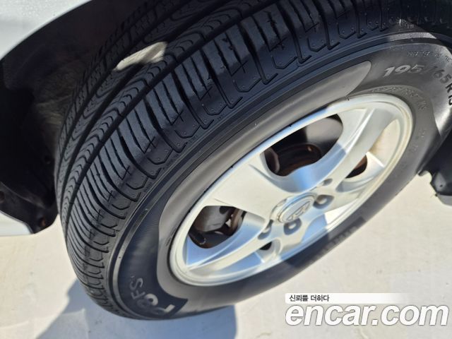 Hyundai AVANTE 2009 — photo 7