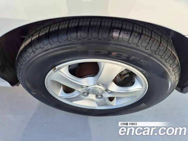 Hyundai AVANTE 2009 — photo 8