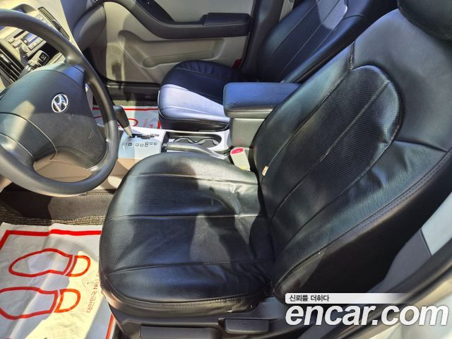 Hyundai AVANTE 2009 — photo 12