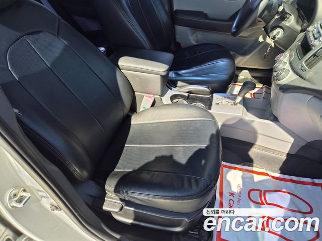 Hyundai AVANTE 2009 — photo 13