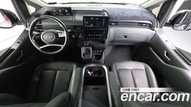 Hyundai Staria 2024 — photo 10