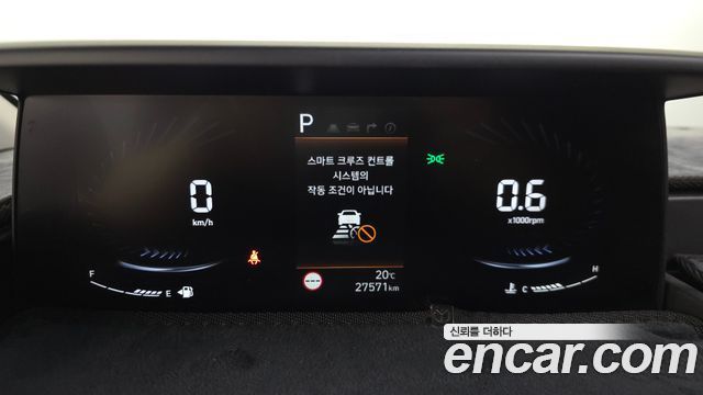Hyundai Staria 2024 — photo 11