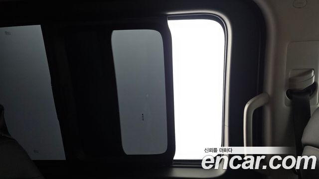 Hyundai Staria 2024 — photo 25